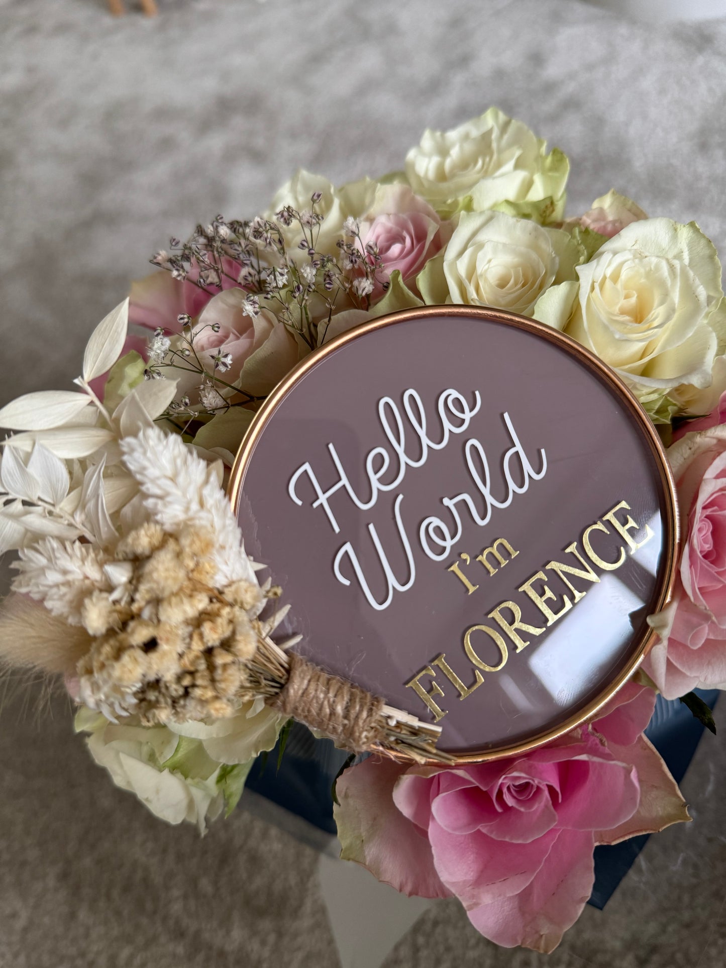 Baby Plaque - floral 10cm round