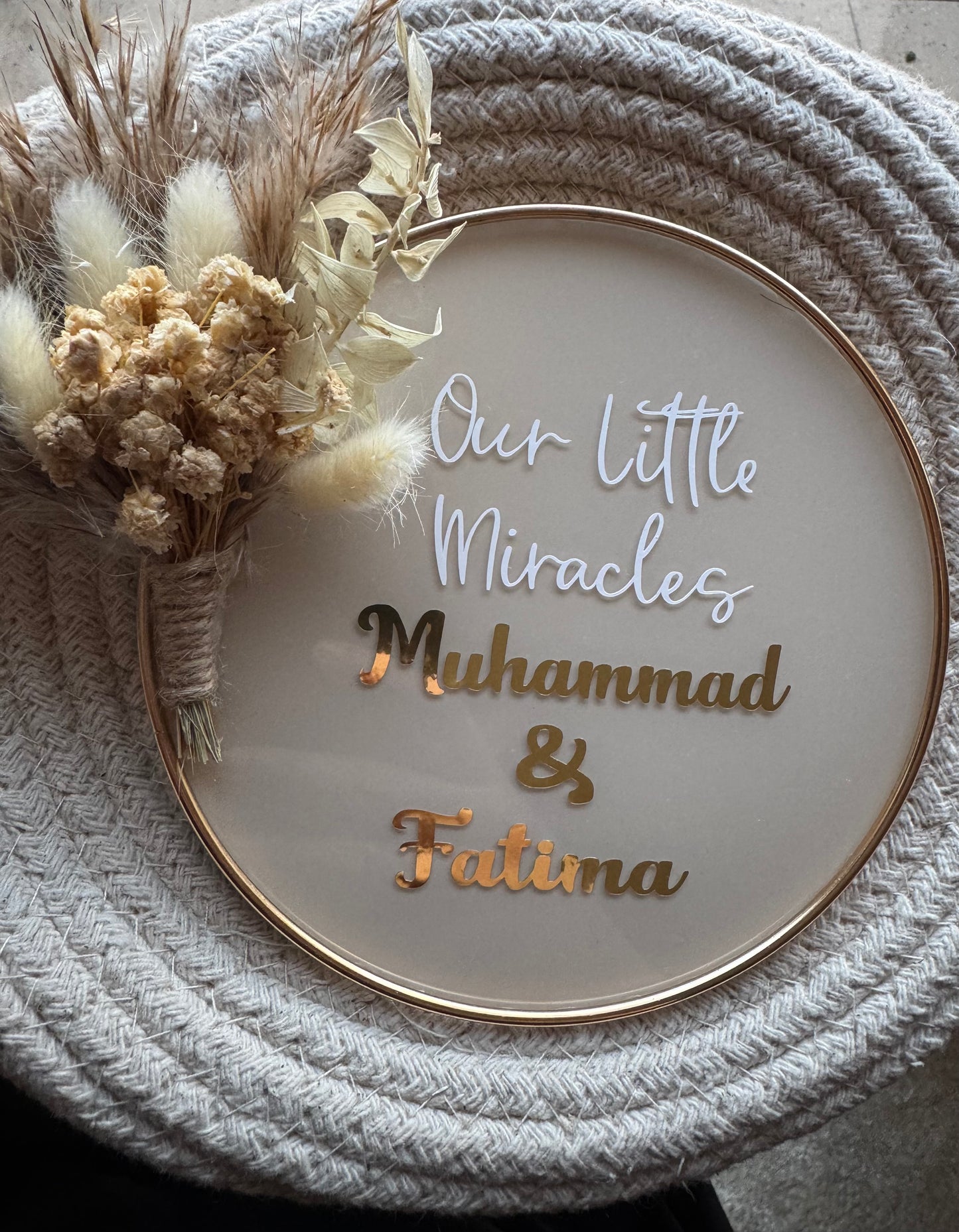 Large Baby Plaque - floral 14cm round